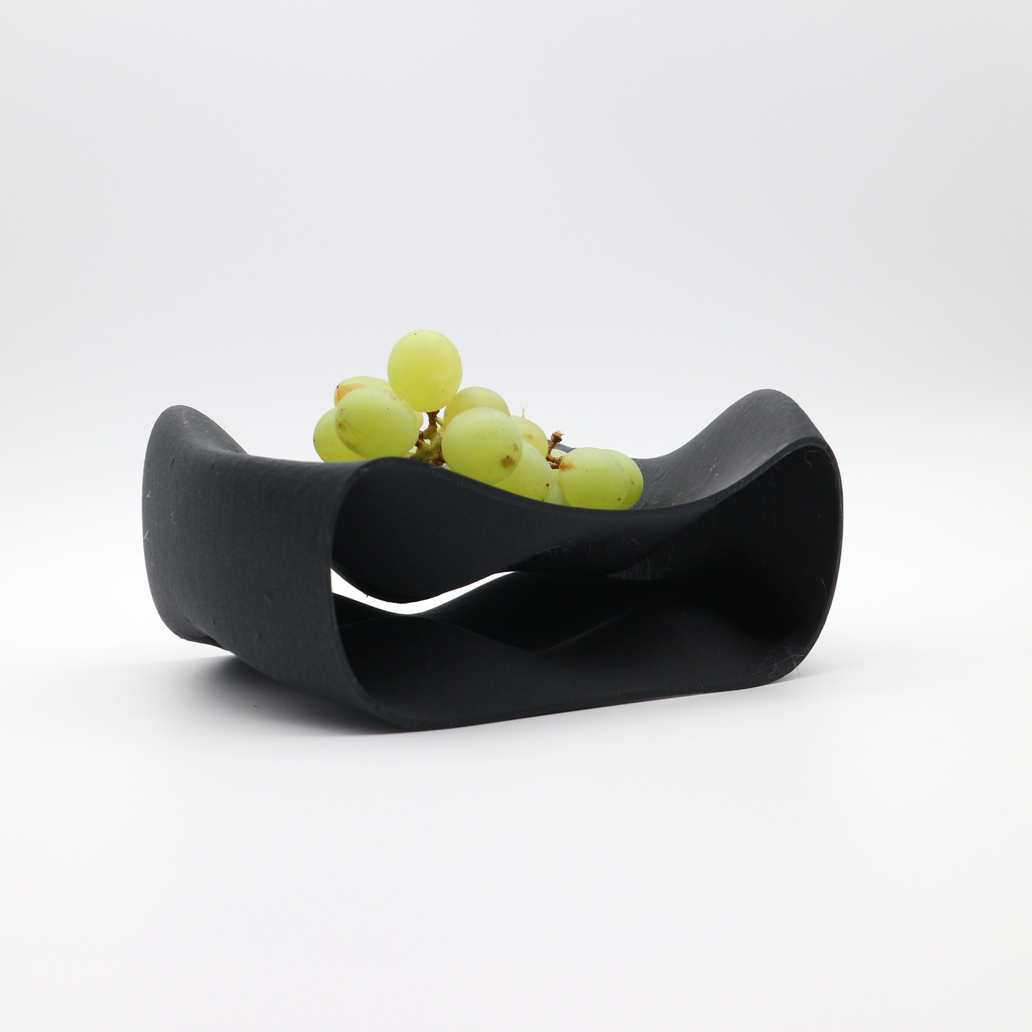 Fano modern design fruit bowl black edition